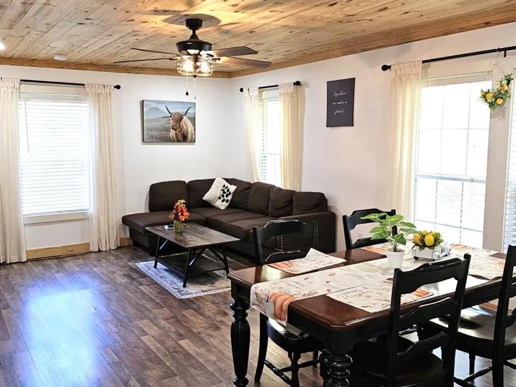 הוילה פיג'ן פורג' Modern Style, Arcade, Fire Pit, Pet Friendly מראה חיצוני תמונה